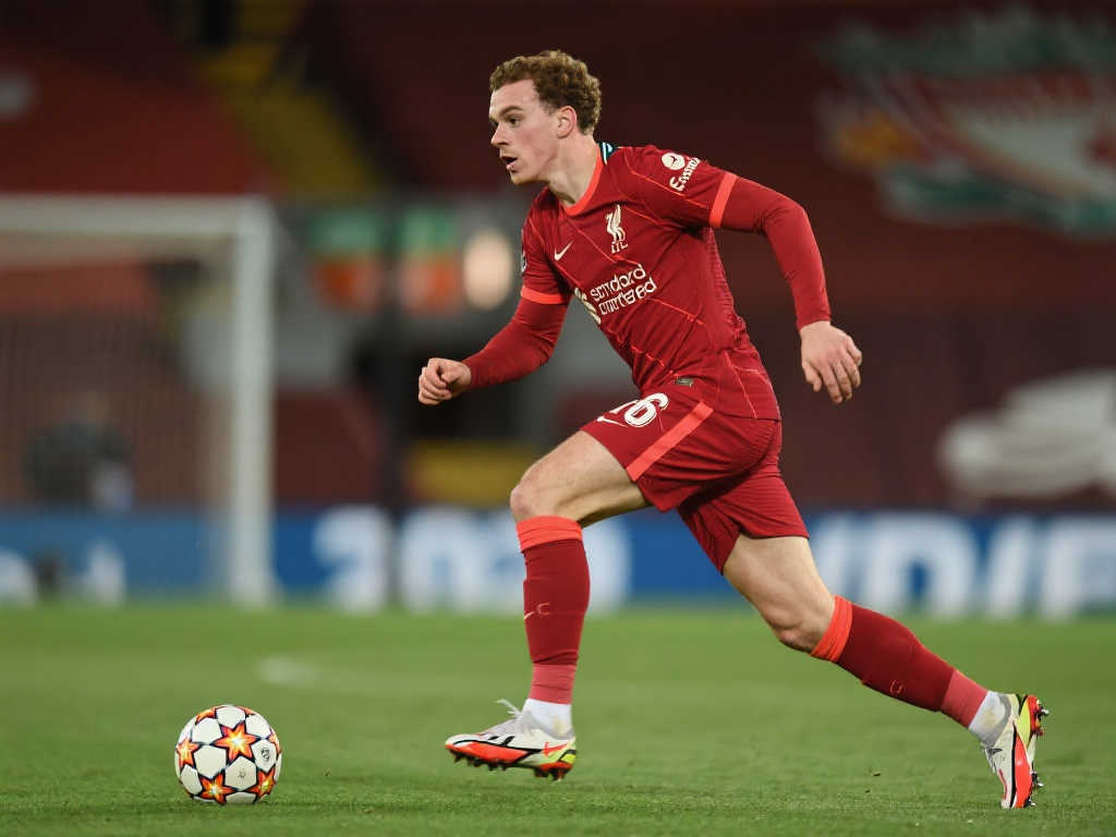 马纳法的竞 马纳法的竞